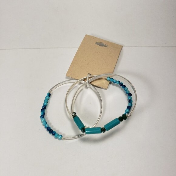 Set of 3 Polished Silver-tone Turquoise color Beaded Stretchy Bracelets - Picture 3 of 6